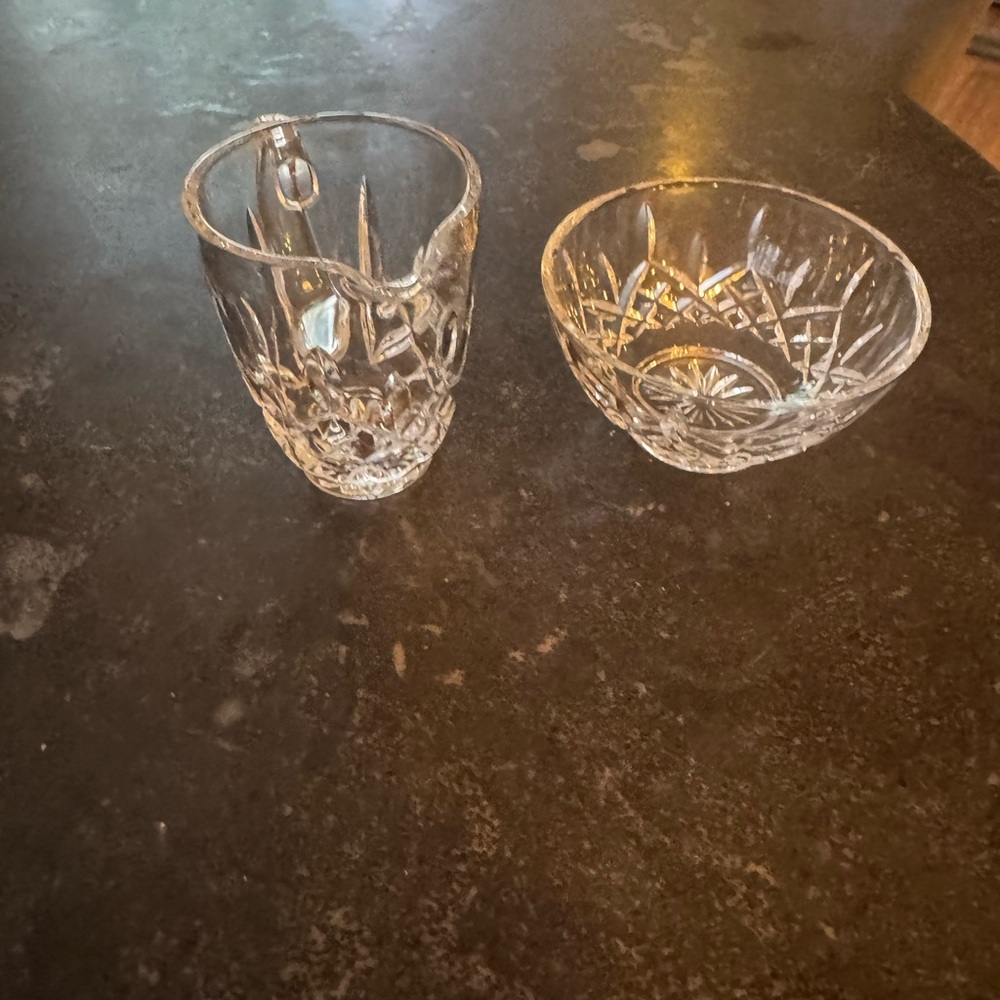 Waterford Crystal Clear creamer  and Bowl Set
No cracks at all